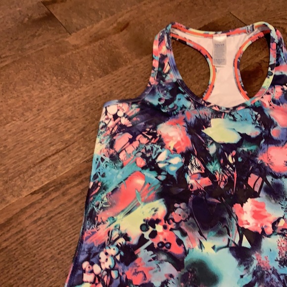 Ivivva (lululemon) tank top - never worn - Picture 4 of 6